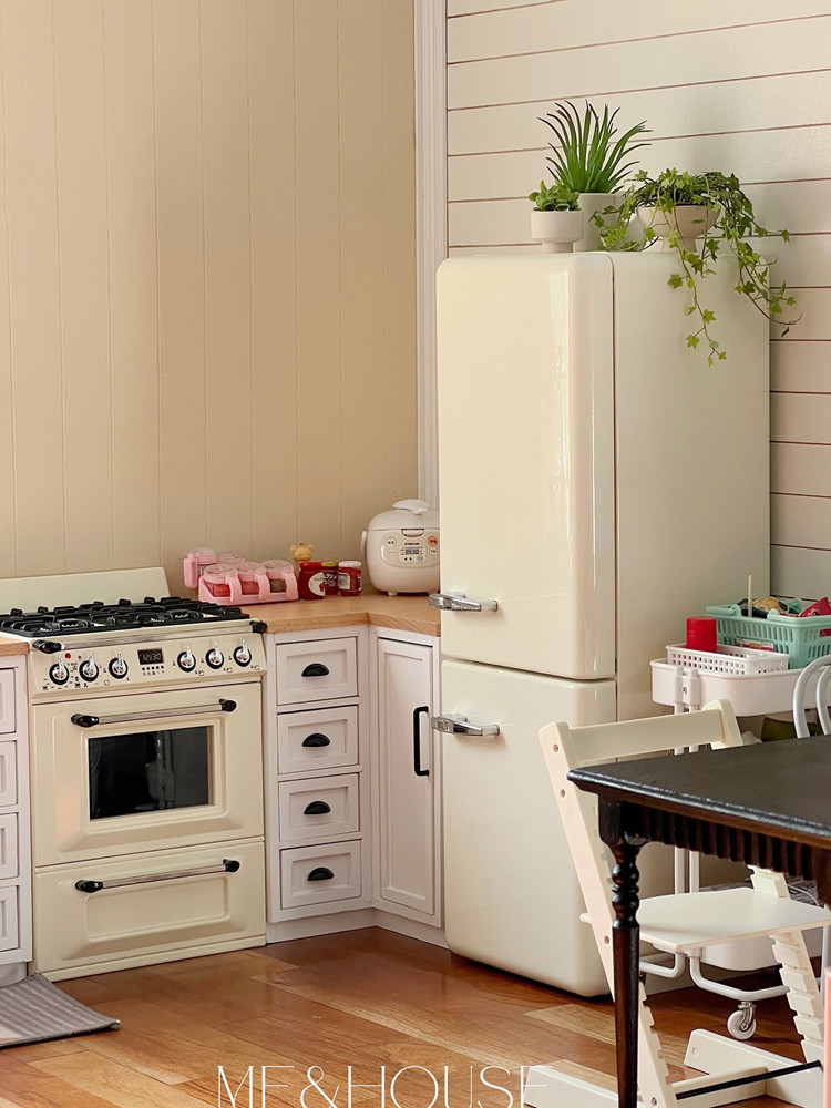 إكسسوارات أثاث طراز بيت الدمية - مراجعة Kitchen Appliances Refrigerators وسعره